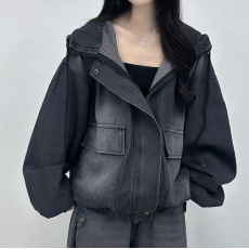 批发洗做旧连帽中长款牛仔卫衣外套女设计感<b class='q'>百搭</b>连帽外穿上衣女