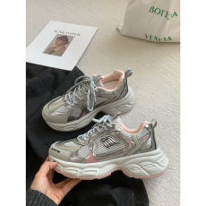 批发欧洲站复古潮鞋子2025春季新款厚底老爹鞋女百搭<b class='q'>街头</b>女鞋