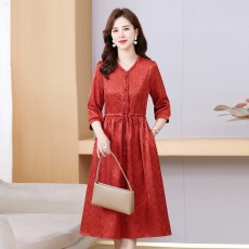 批发2025香云纱连衣裙<b class='q'>女装</b><b class='q'>专柜</b><b class='q'>正品</b>真丝杭州妈妈年轻款高端桑蚕丝