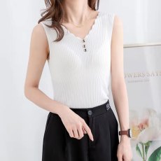 批发冰丝小吊带无袖背心女夏外穿内搭宽松<b class='q'>韩版</b>短款V领针织打底衫上衣