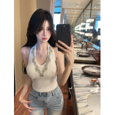 批发夏季纯欲风深V领烫钻露背短款美背T恤小清新挂脖超修身背心吊带