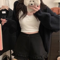 批发350克星空呢 高腰显瘦木耳边毛呢短裤女设计感花边下摆外穿靴裤