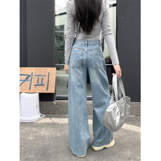 批发实拍浅蓝色阔腿<b class='q'>牛仔裤</b>女夏季2025年新款高腰宽松显瘦直筒裤子