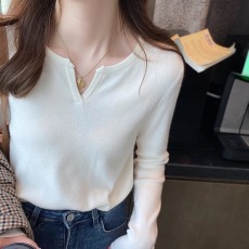 批发官图安迪绒<b class='q'>长袖</b><b class='q'>打底衫</b>针织衫女秋冬2025纯色上衣V领短款保暖毛衣