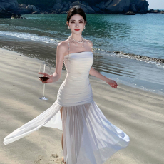 批发晨袍女法式优雅高级感白色领证订婚<b class='q'>礼服</b>新娘订婚结婚<b class='q'>伴娘</b>服敬酒服