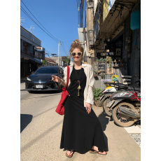 批发2026夏季新款显瘦设计感背心连衣裙女收腰气质时尚慵懒风长裙防晒