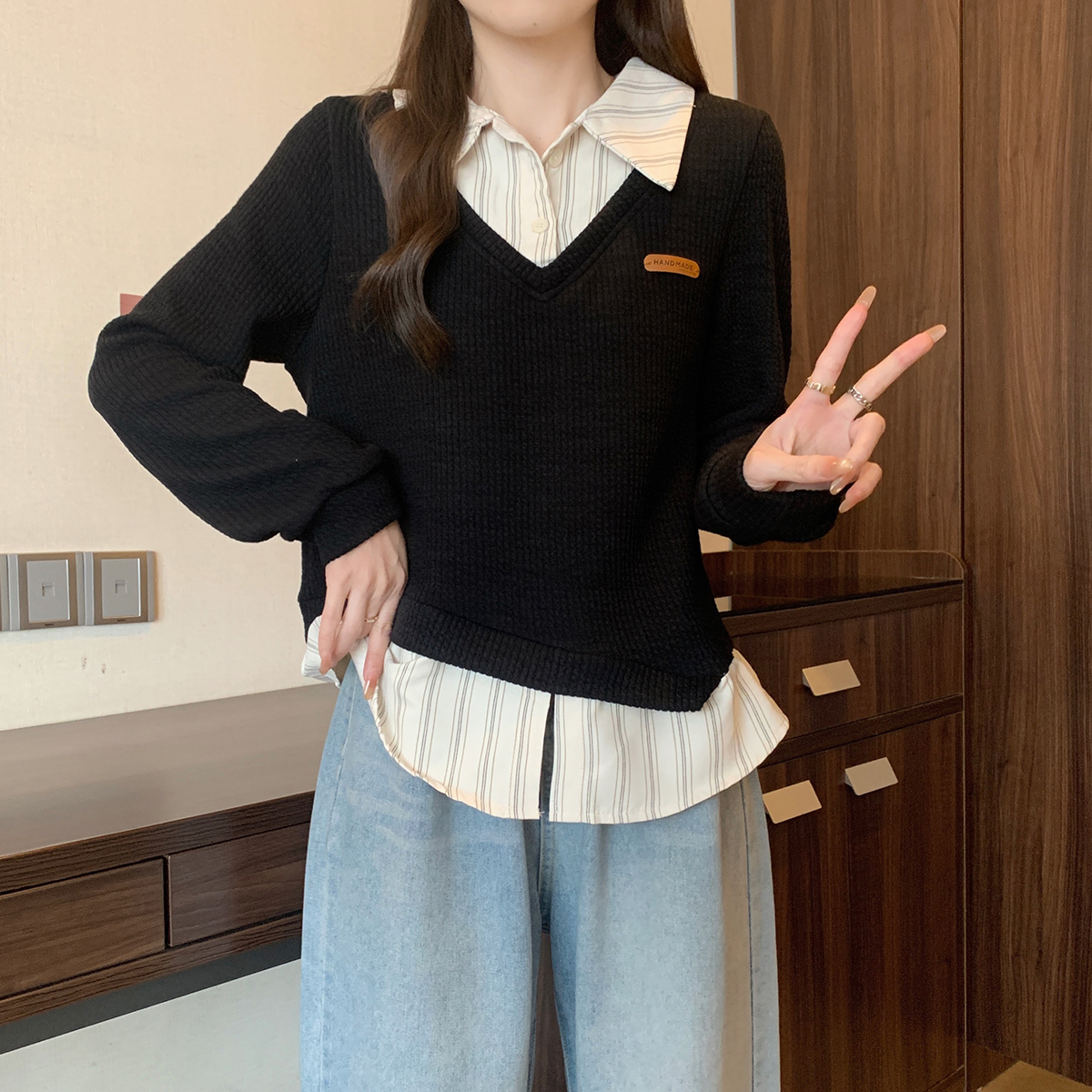 실사 2026 가을 의상 새로운 지방 mm 빅 사이즈 페이크 레이어드 긴팔 후드티 불규칙 스트라이프 셔츠 패치워크 맨위