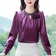 批发实拍2026春季新款时尚缎面玫瑰花重工钉珠衬衫气质高档长袖小衫女