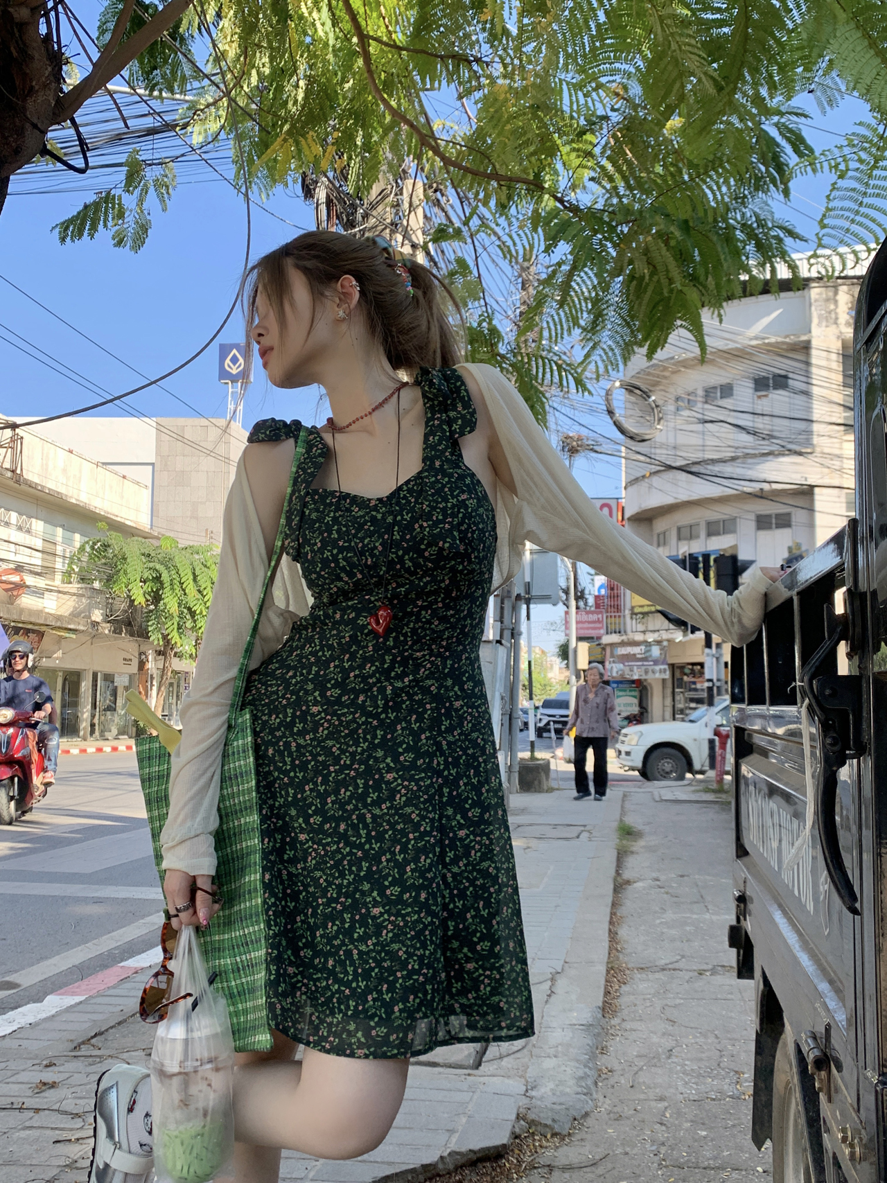 마이크로 지방 소녀 전원 시골 레트로 녹색 꽃무늬 몸매 가꾸기 슬립 드레스 여름 휴가 피크닉 캄파넬라 세과 짧은 치마