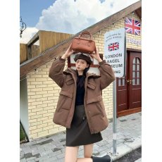 批发羽绒服高级羽绒服 新款 爆款时尚潮流百搭设计拼接绒服保暧