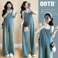 批发实拍现现~孕妇春装套装时尚款减龄宽松<b class='q'>大码</b>牛仔<b class='q'>背带裤</b>+上衣两件套