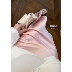 批发高级感醋酸缎面<b class='q'>半身</b>裙女夏季2025高腰显瘦垂感<b class='q'>包臀</b>鱼尾裙<b class='q'>长裙</b>子