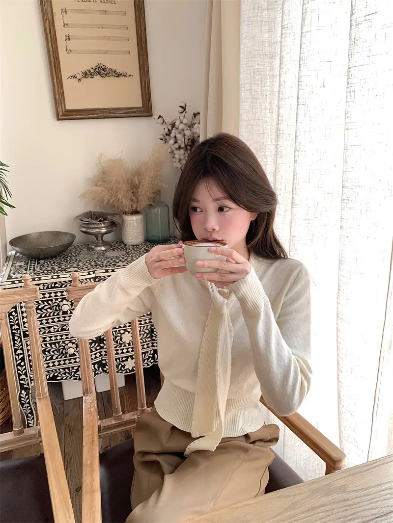 수제 크로셰 디테일 니트 상세 이미지 6