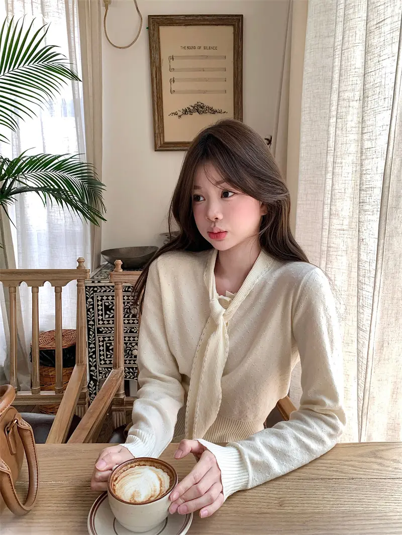 수제 크로셰 디테일 니트 상세 이미지 9