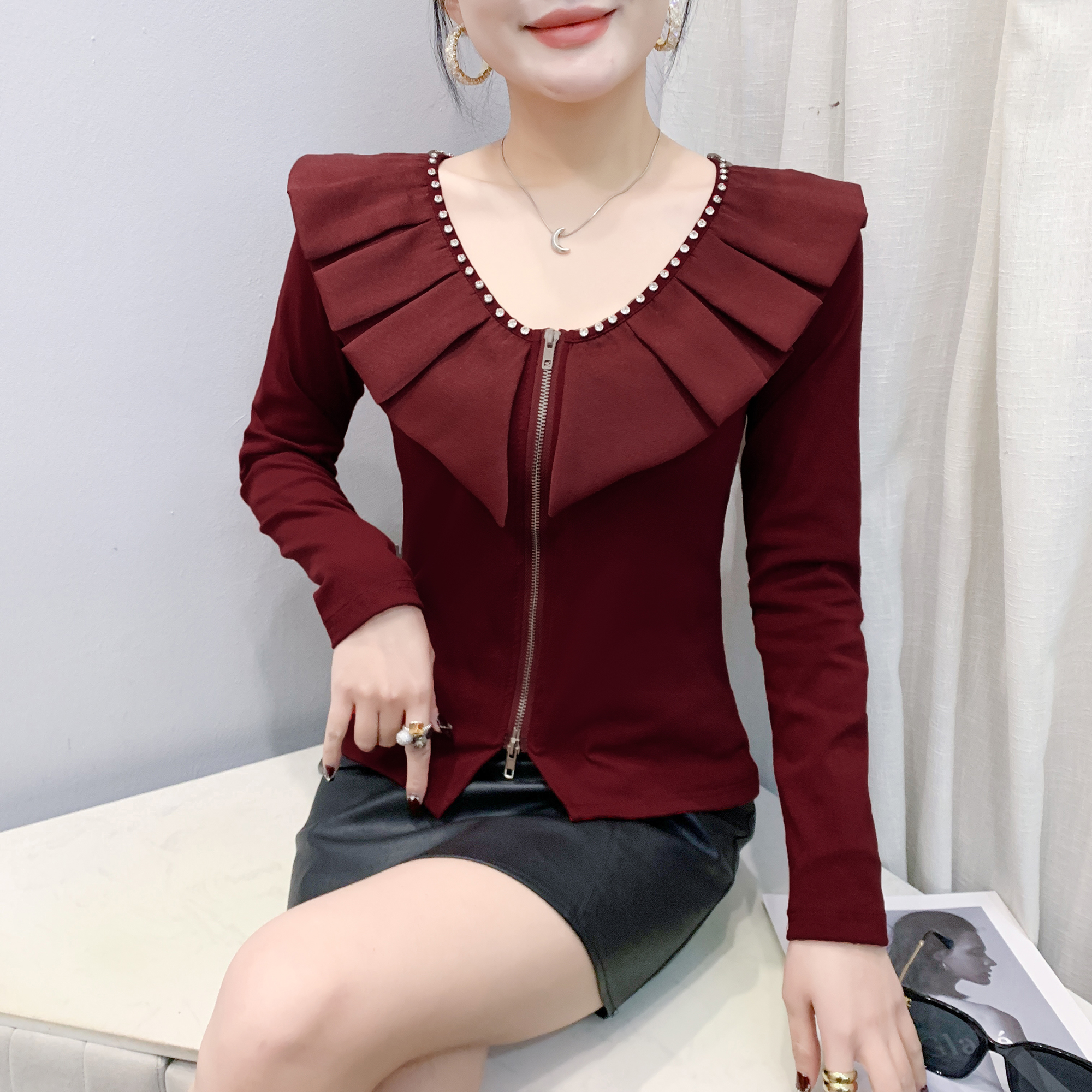 실사 2026 년 봄 새로운 프릴 더블 오픈 지퍼 비즈 박기 긴팔 티셔츠 몸매 가꾸기 슬림해 보이는 기본 셔츠 여성