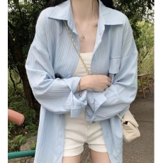 批发2025春季新款胖MM显瘦遮肚子藏肉上衣褶皱防晒<b class='q'>长袖</b>衬衫夏季外套女