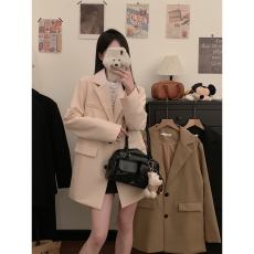 批发实拍！2025新款宽松西装外套女简约时尚外套女