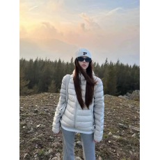 批发【明星同款 】FENGXUELANG2024年冬季轻薄90绒连帽羽绒服外套男女