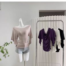 批发<b class='q'>韩国</b>外贸韩版新款新款不规则侧开叉<b class='q'>T</b><b class='q'>恤</b>时尚气质百搭<b class='q'>t</b><b class='q'>恤</b>女显瘦上衣