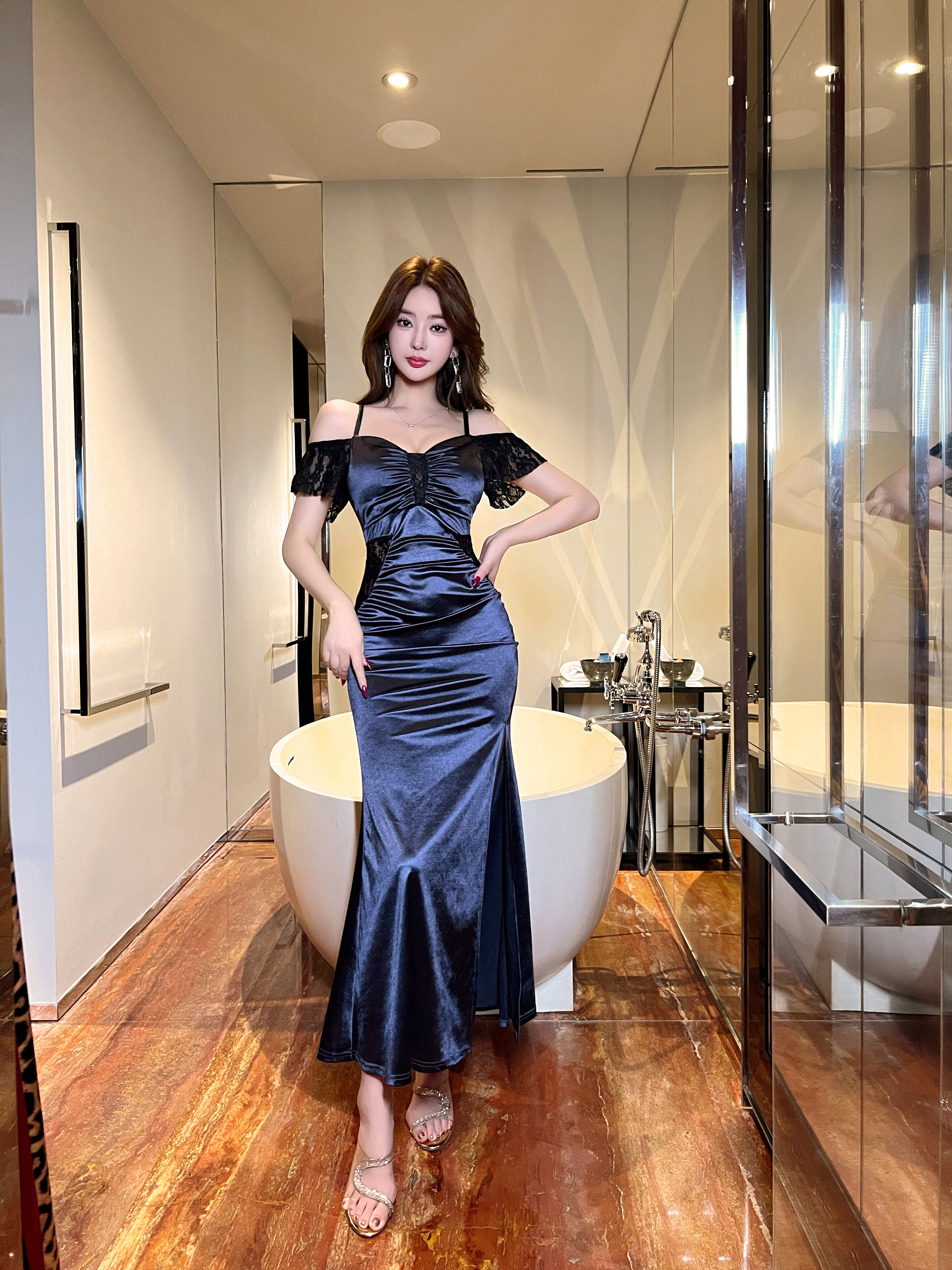 夜总店性感吊带连衣裙气质修身长裙晚礼服夜场足浴柔式技师工作服