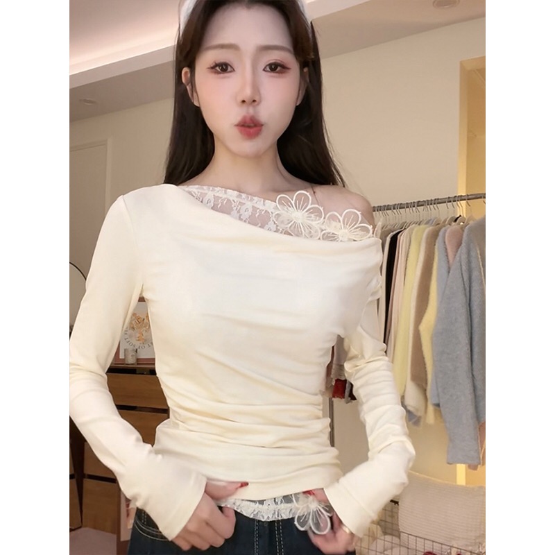 2026 봄 새로운 레이스 꽃 패치워크 긴팔 기본 셔츠 고급 센스 순수한 욕망 바람 오프숄더 몸매 가꾸기 맨위 여성