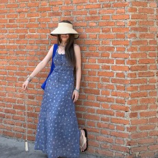 批发微胖法式优雅气质吊带碎花连衣裙夏修身显瘦仿牛仔印花吊带长裙女