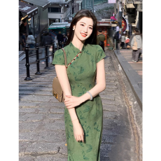 批发旗袍改良年轻款名媛气质高级国风新中式<b class='q'>连衣裙</b>2026新款