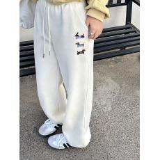 批发<b class='q'>韩国</b>东大门刺绣三只小狗束脚卫裤女春季新款松紧腰两穿显瘦直筒裤