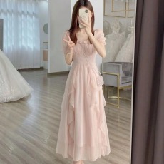 批发法式方领甜美温柔仙女风连衣裙女外贸夏女装收腰显瘦<b class='q'>中长款</b>裙子