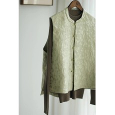 批发新中式国风马甲2026春夏新款立领外套上衣女士无袖背心坎肩