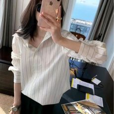 批发设计感软糯条纹衬衫<b class='q'>女</b>休闲纯棉显瘦<b class='q'>打底衫</b>叠穿衬衣