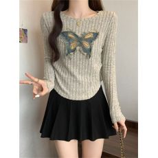 批发美式废土风蝴蝶贴布长袖<b class='q'>T</b><b class='q'>恤</b><b class='q'>女</b>2024秋季新款设计感修身百搭上衣潮