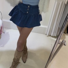 批发现 春新 高腰时尚水洗压褶<b class='q'>花苞</b>A摆显瘦牛仔短裤<b class='q'>裙</b>