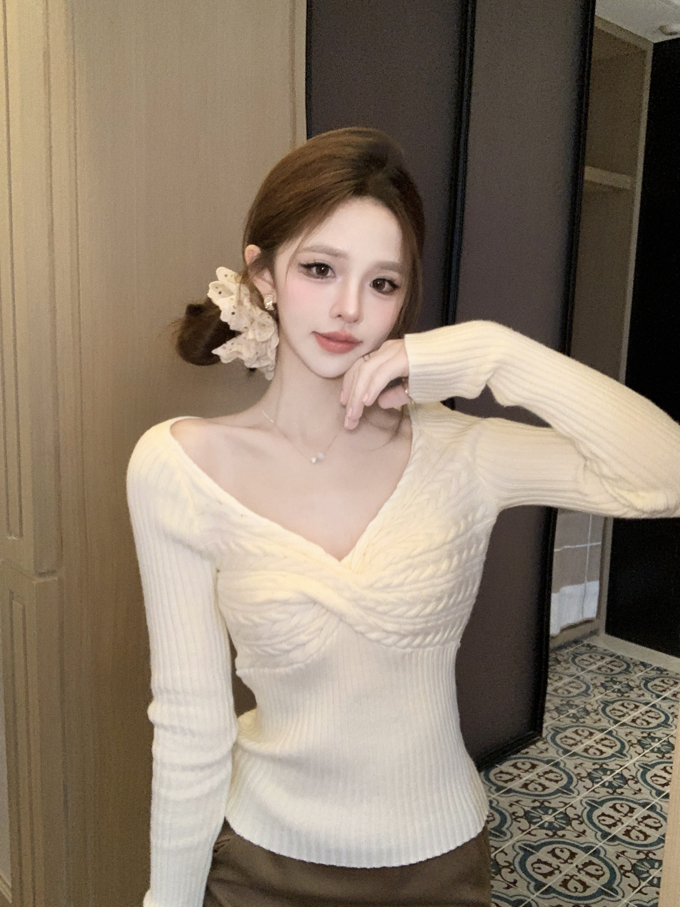 2026 새로운 몸매 가꾸기 스웨터 단색 V넥 마 무늬 니트 기본 셔츠 여성 단색