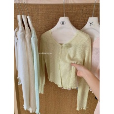 批发木耳边花朵针织<b class='q'>开衫</b>女短款2026春季新款气质空调衫显瘦防晒衫AS