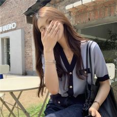 批发夏季2026年纯欲软糯性感辣妹设计感短袖上衣修身显瘦针织<b class='q'>开衫</b>女