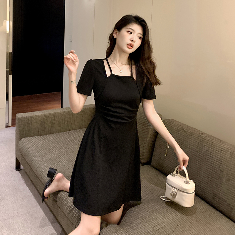 FA12391# 花菜微胖mm夏季显瘦遮肚藏肉小黑裙子大码女装气质吊带连衣裙 服裝批發女裝批發服飾貨源