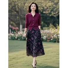 批发开春穿搭一整套气质休闲高级感显瘦紫红色针织衫碎花半身裙套装女