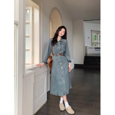 批发<b class='q'>大码</b>女装2026春季新复古风牛仔连衣裙胖mm收腰遮肚显瘦中长款裙子