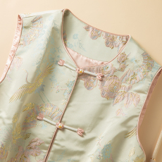 批发新中式国风<b class='q'>真丝</b>马甲<b class='q'>女</b>2026春夏季新款复古马夹高端桑蚕丝<b class='q'>上衣</b>