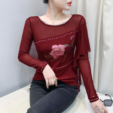 批发实拍2026年<b class='q'>春</b>季新款长袖圆领重工烫钻钉珠花朵个性网纱拼接T小衫