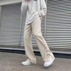 批发2025春夏季新款直筒裤男潮牌<b class='q'>嘻哈</b>设计开叉排扣裤纹理美式运动裤子