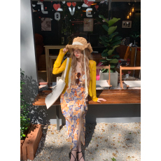 批发微胖法式印花吊带<b class='q'>连衣裙</b>三亚海边度假沙滩裙拍照超仙吊带碎花长裙