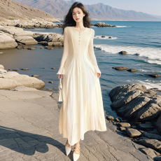 批发2026春款漂亮小个子气质设计感内搭打底连衣裙显瘦<b class='q'>长裙</b>