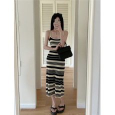批发天猫抖音质量针织条纹吊带连衣裙女2026新款韩系显瘦修身<b class='q'>背心</b>长裙
