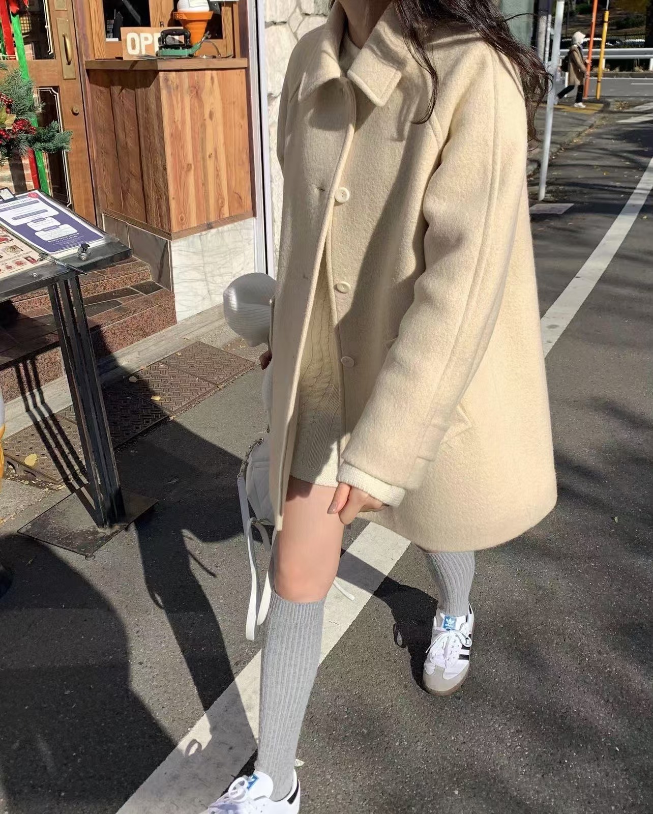 한국 chic 봄 새로운 프랑스식 레트로 단추 미니멀리즘 슬림해 보이는 모직 코트