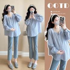 批发实拍~<b class='q'>春</b>季新款设计感高级蓝色条纹圆领插肩袖单排扣衬衫