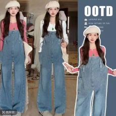 批发2026春<b class='q'>孕妇装</b>秋季新款气质抽绳<b class='q'>孕妇</b><b class='q'>牛仔</b>背带裤领针织打底衫套装