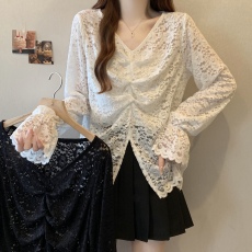 批发实拍胖MM大码V领<b class='q'>蕾丝</b>镂空开叉设计感长袖<b class='q'>上衣</b>宽松显瘦T恤