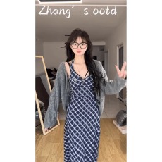 批发实价有货法式高级格纹无袖挂脖<b class='q'>连衣裙</b>女春季收腰显瘦包臀长裙套装